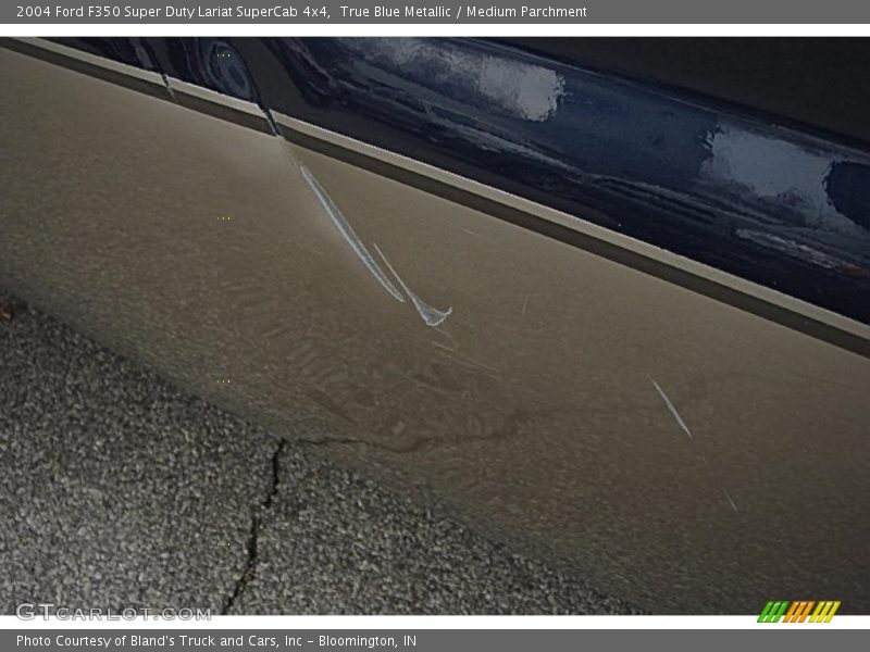 True Blue Metallic / Medium Parchment 2004 Ford F350 Super Duty Lariat SuperCab 4x4
