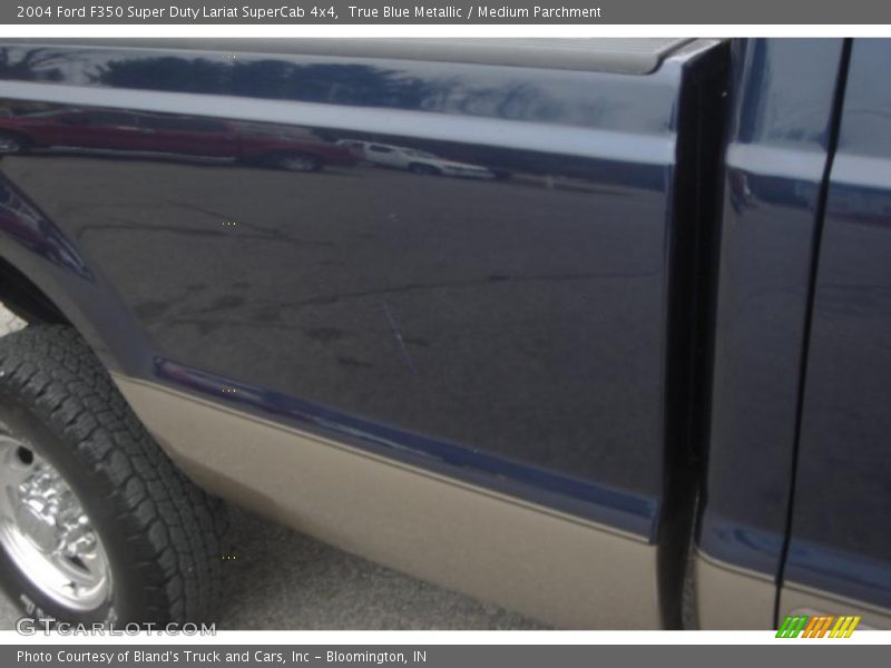 True Blue Metallic / Medium Parchment 2004 Ford F350 Super Duty Lariat SuperCab 4x4