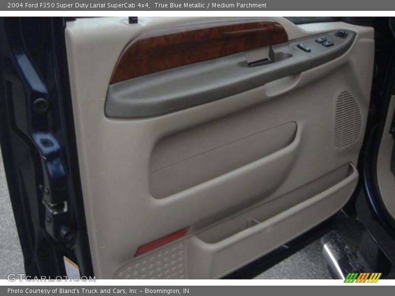True Blue Metallic / Medium Parchment 2004 Ford F350 Super Duty Lariat SuperCab 4x4
