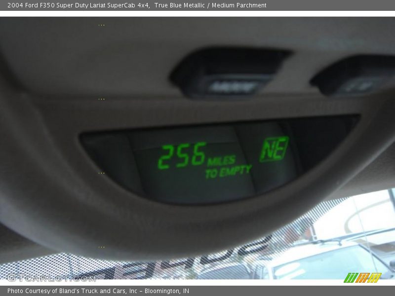 True Blue Metallic / Medium Parchment 2004 Ford F350 Super Duty Lariat SuperCab 4x4