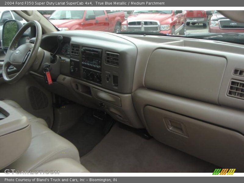 True Blue Metallic / Medium Parchment 2004 Ford F350 Super Duty Lariat SuperCab 4x4