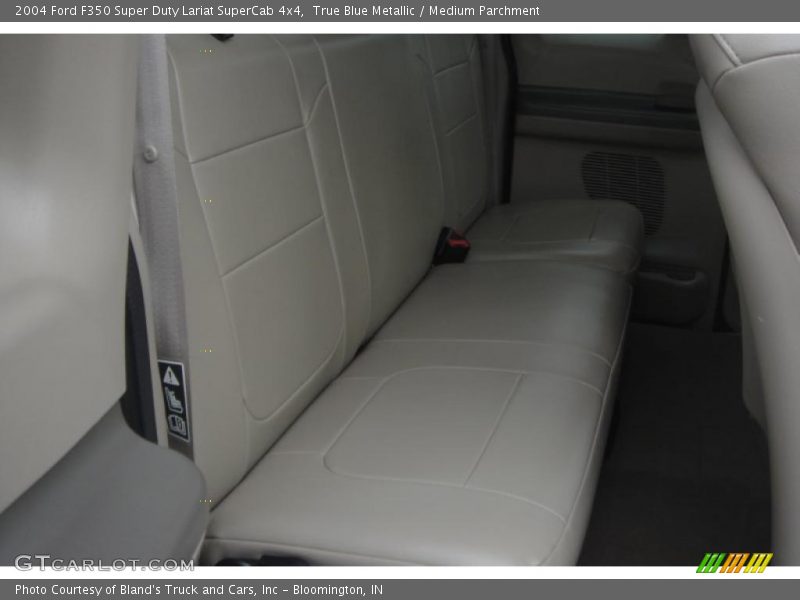True Blue Metallic / Medium Parchment 2004 Ford F350 Super Duty Lariat SuperCab 4x4