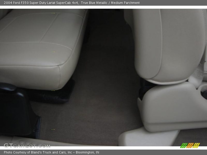 True Blue Metallic / Medium Parchment 2004 Ford F350 Super Duty Lariat SuperCab 4x4