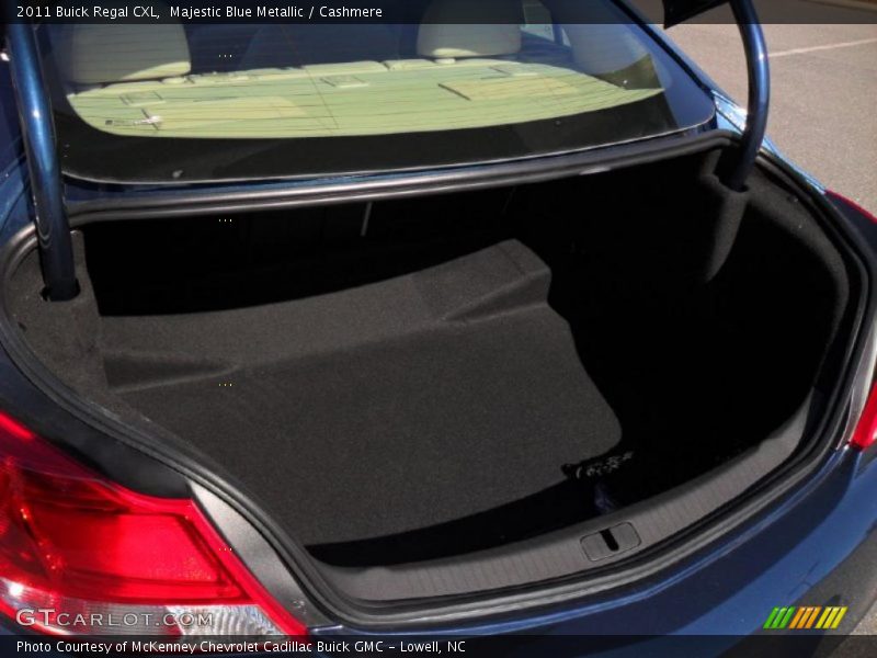Majestic Blue Metallic / Cashmere 2011 Buick Regal CXL