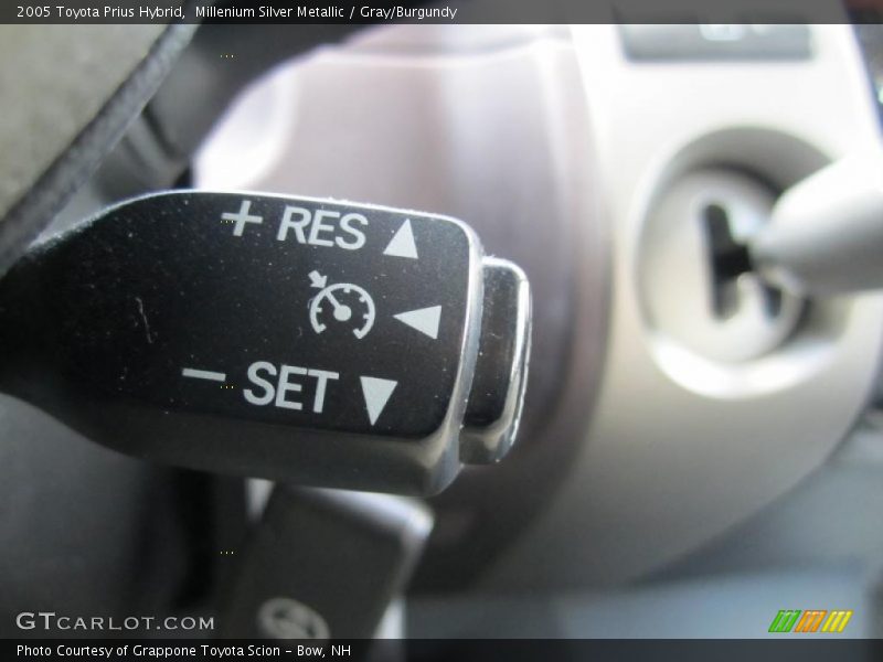 Millenium Silver Metallic / Gray/Burgundy 2005 Toyota Prius Hybrid
