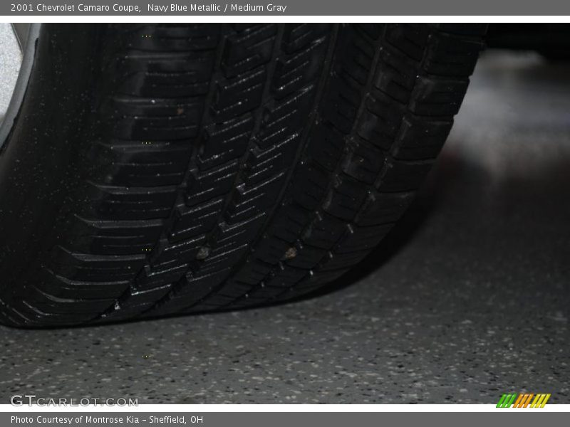 Navy Blue Metallic / Medium Gray 2001 Chevrolet Camaro Coupe