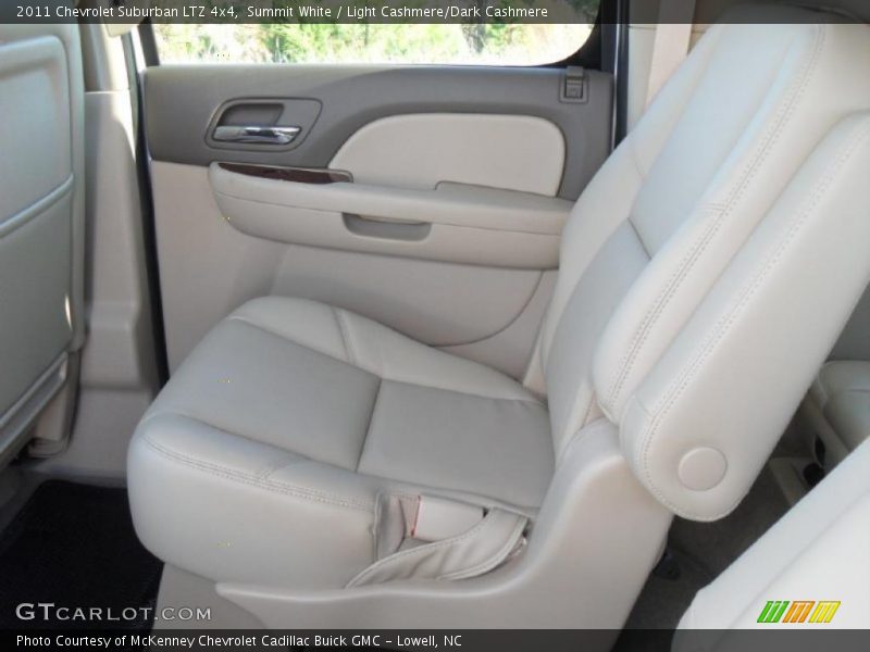 Summit White / Light Cashmere/Dark Cashmere 2011 Chevrolet Suburban LTZ 4x4