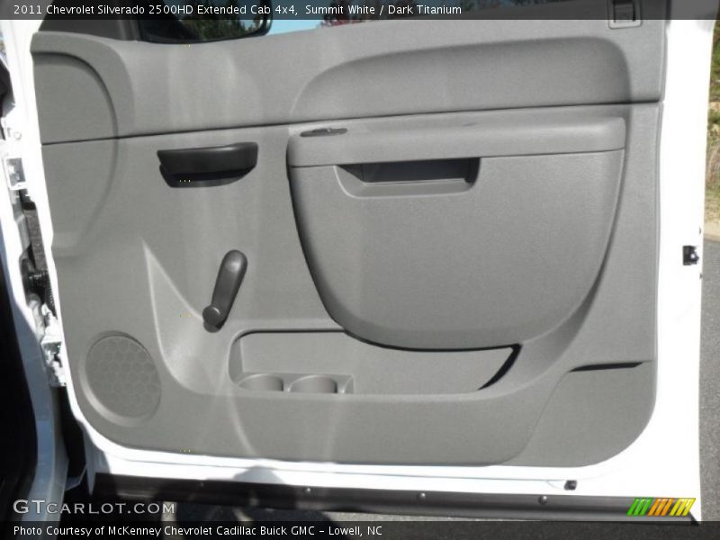 Door Panel of 2011 Silverado 2500HD Extended Cab 4x4