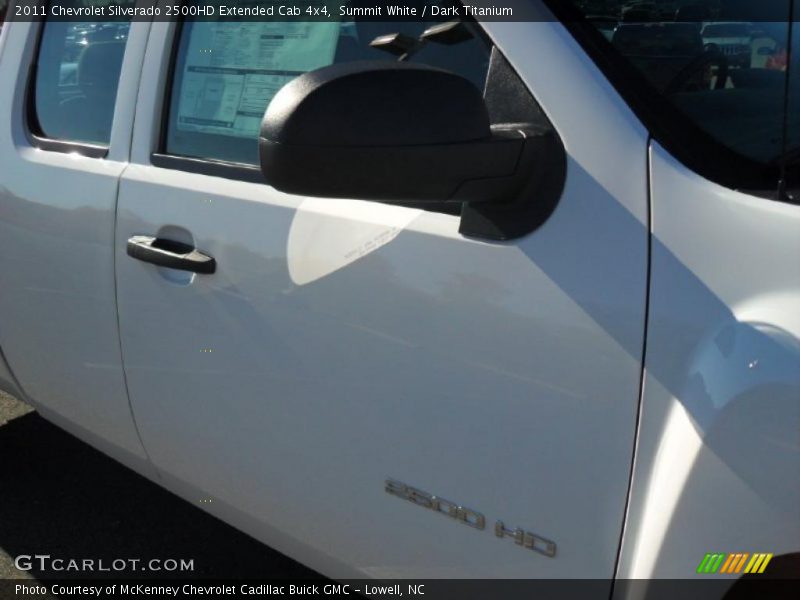 Summit White / Dark Titanium 2011 Chevrolet Silverado 2500HD Extended Cab 4x4