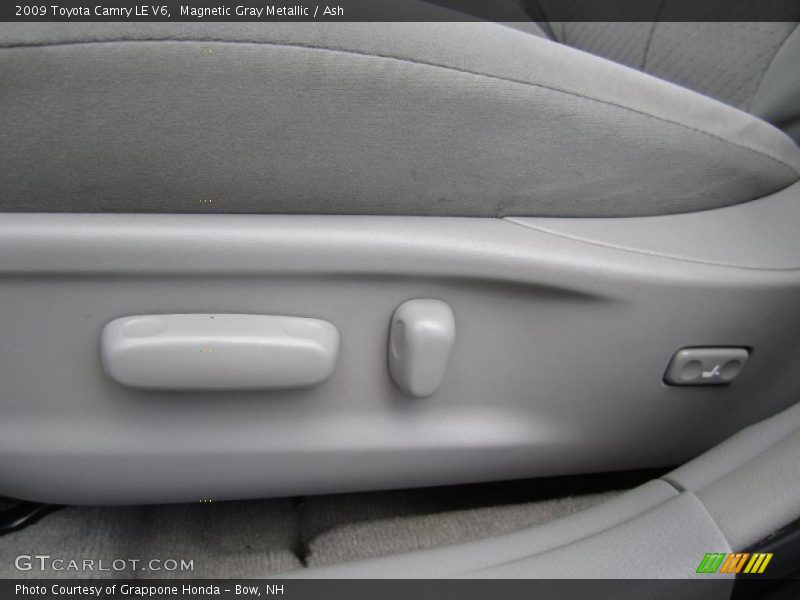 Magnetic Gray Metallic / Ash 2009 Toyota Camry LE V6