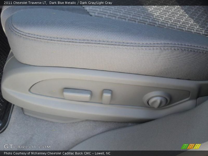 Dark Blue Metallic / Dark Gray/Light Gray 2011 Chevrolet Traverse LT