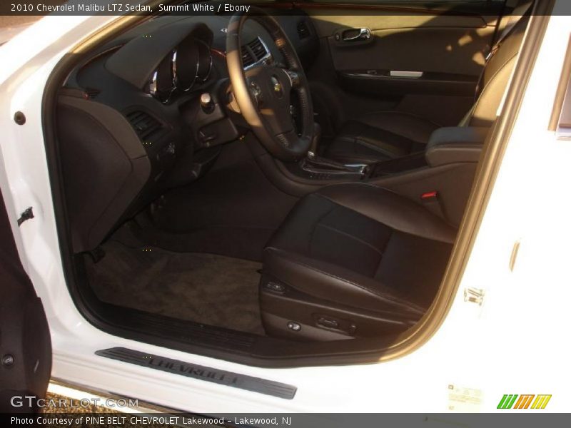 Summit White / Ebony 2010 Chevrolet Malibu LTZ Sedan