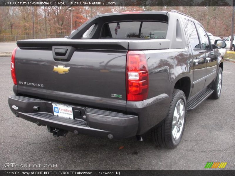 Taupe Gray Metallic / Ebony 2010 Chevrolet Avalanche LTZ 4x4