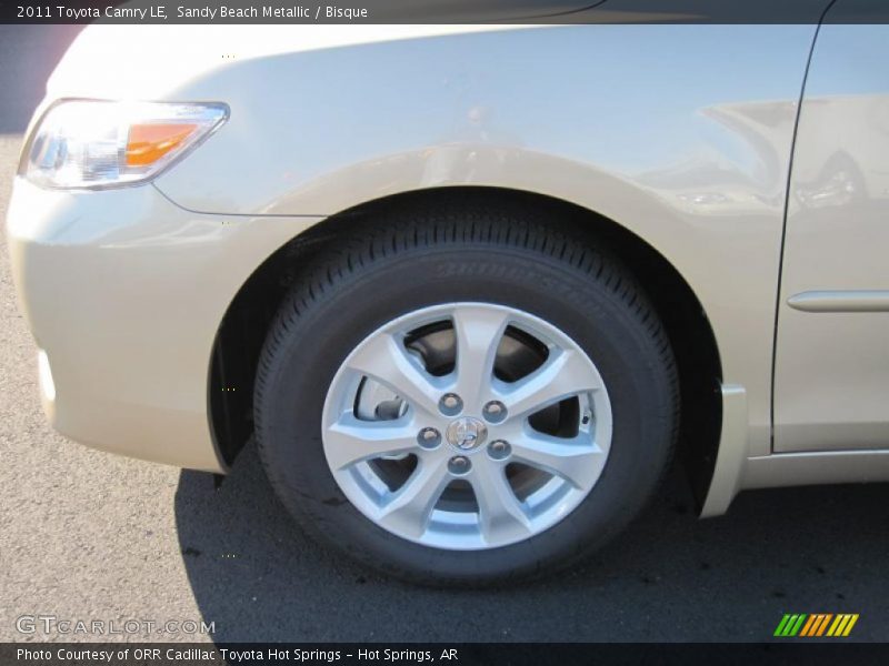 Sandy Beach Metallic / Bisque 2011 Toyota Camry LE