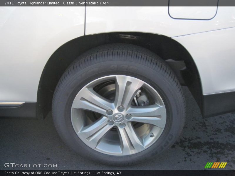 Classic Silver Metallic / Ash 2011 Toyota Highlander Limited