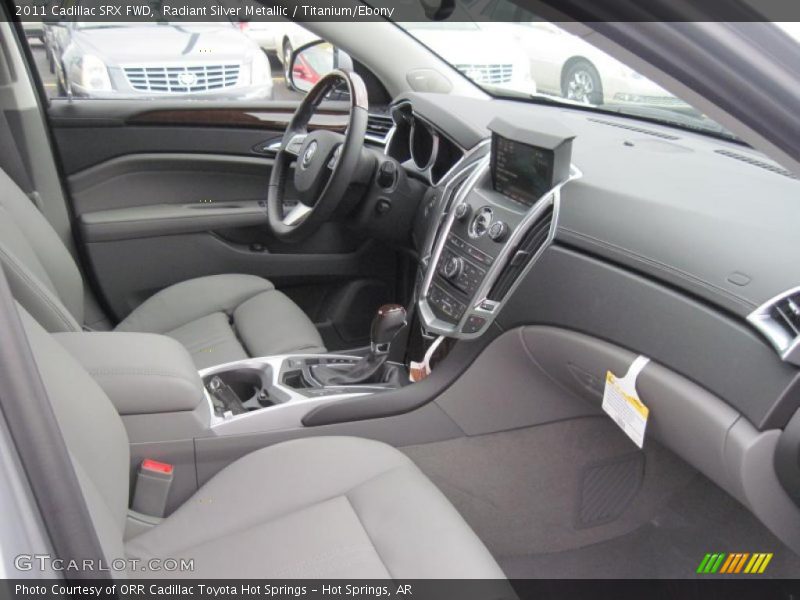 Radiant Silver Metallic / Titanium/Ebony 2011 Cadillac SRX FWD