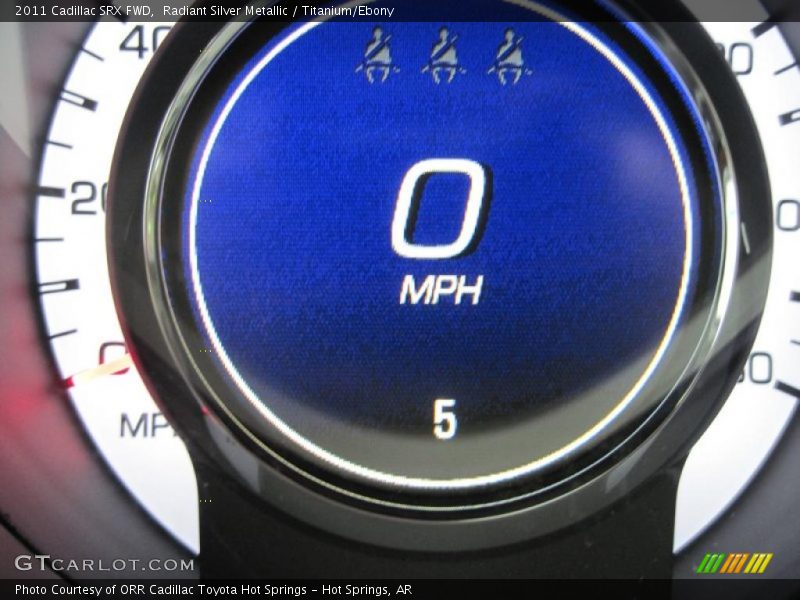 Radiant Silver Metallic / Titanium/Ebony 2011 Cadillac SRX FWD