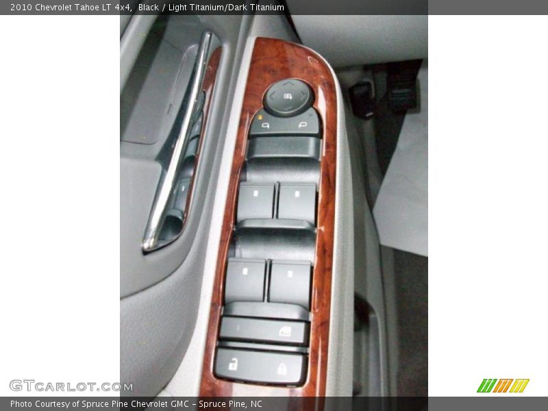 Black / Light Titanium/Dark Titanium 2010 Chevrolet Tahoe LT 4x4