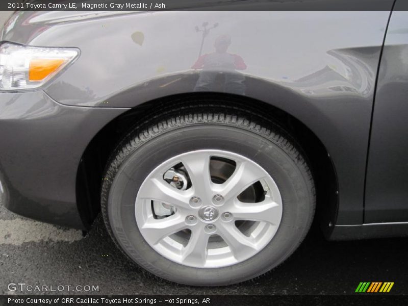 Magnetic Gray Metallic / Ash 2011 Toyota Camry LE