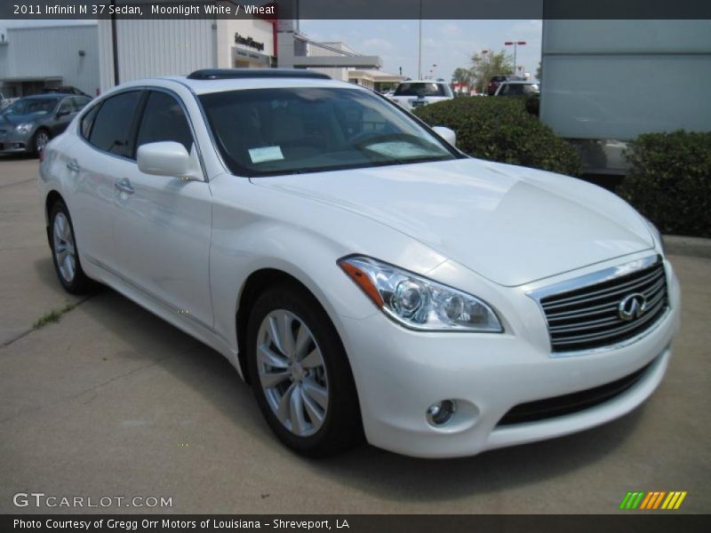 Moonlight White / Wheat 2011 Infiniti M 37 Sedan