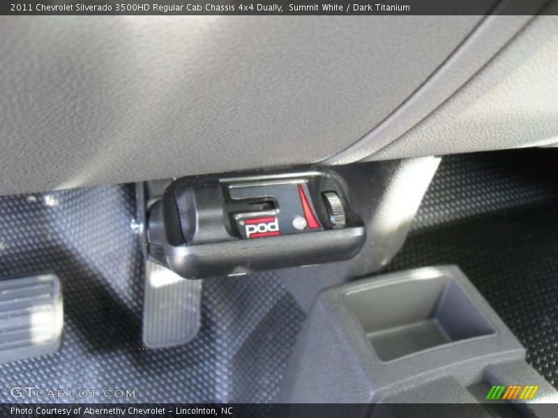 Summit White / Dark Titanium 2011 Chevrolet Silverado 3500HD Regular Cab Chassis 4x4 Dually
