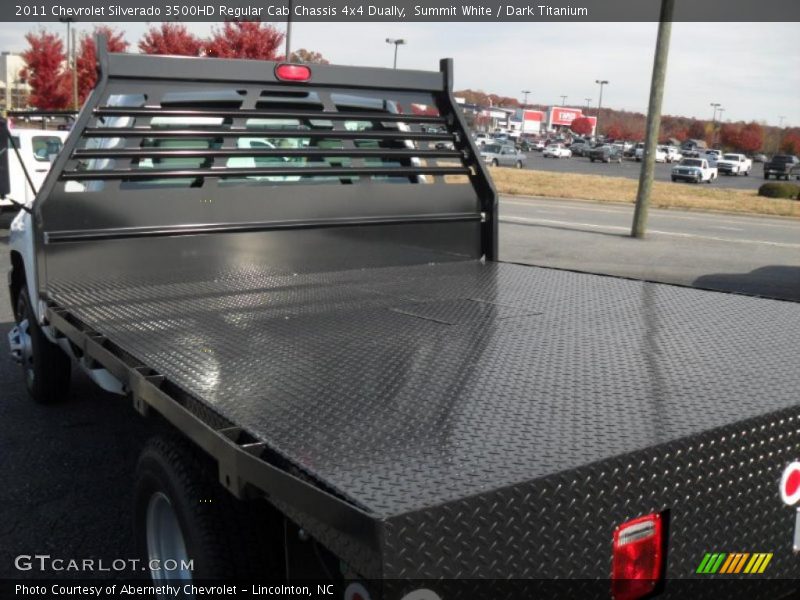 Summit White / Dark Titanium 2011 Chevrolet Silverado 3500HD Regular Cab Chassis 4x4 Dually