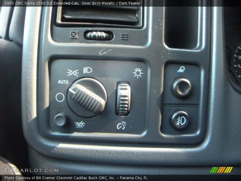 Silver Birch Metallic / Dark Pewter 2005 GMC Sierra 1500 SLE Extended Cab