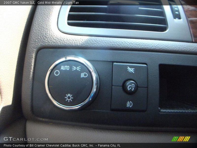 Gold Mist Metallic / Light Tan 2007 GMC Yukon SLE