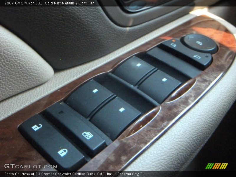 Gold Mist Metallic / Light Tan 2007 GMC Yukon SLE