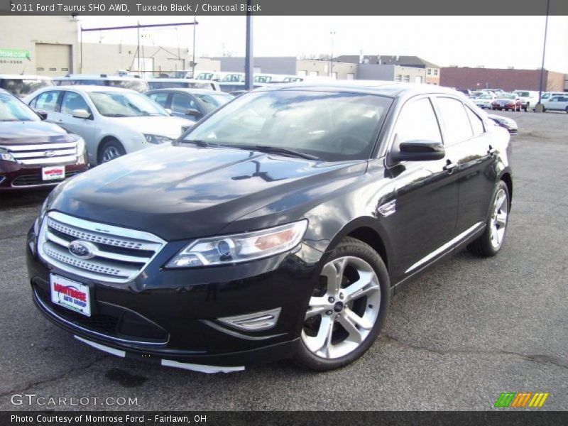 Front 3/4 View of 2011 Taurus SHO AWD