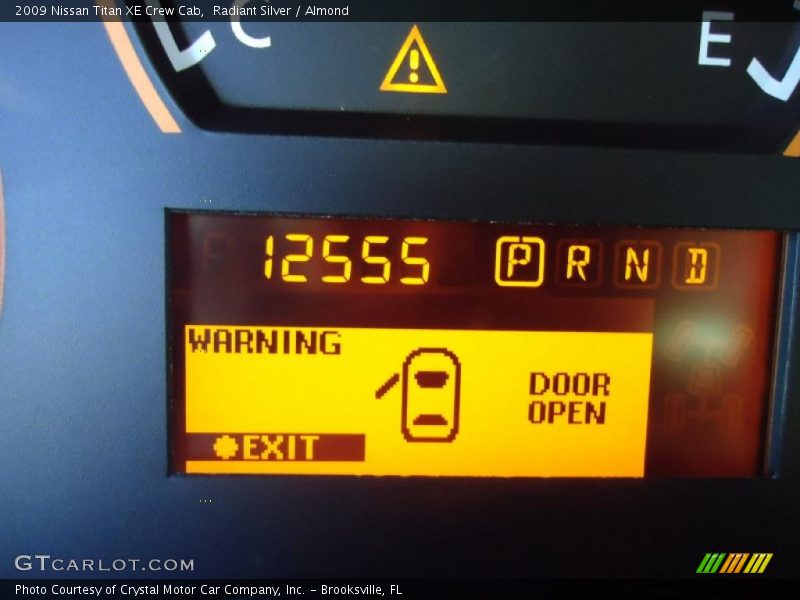 Radiant Silver / Almond 2009 Nissan Titan XE Crew Cab