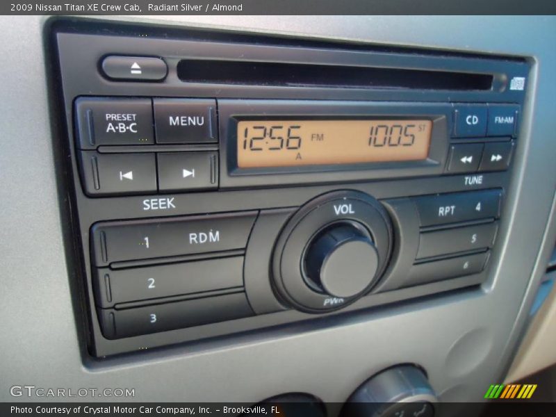 Controls of 2009 Titan XE Crew Cab