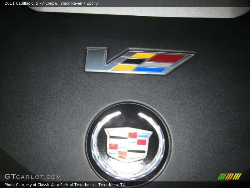  2011 CTS -V Coupe Logo