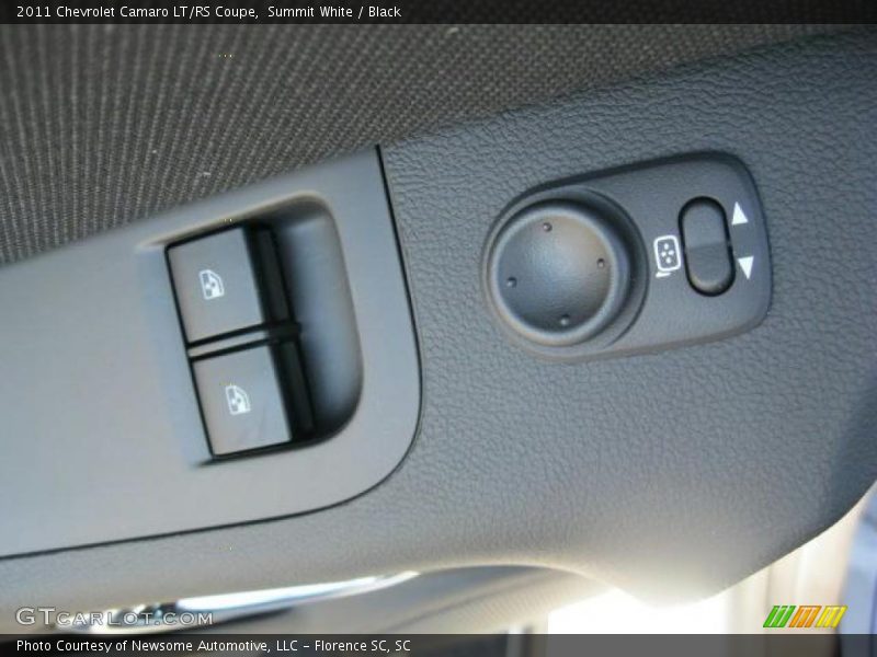 Summit White / Black 2011 Chevrolet Camaro LT/RS Coupe