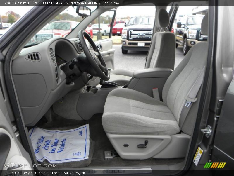 Silverstone Metallic / Light Gray 2006 Chevrolet TrailBlazer LS 4x4