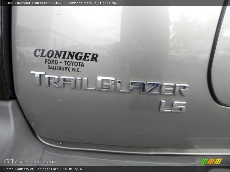 Silverstone Metallic / Light Gray 2006 Chevrolet TrailBlazer LS 4x4