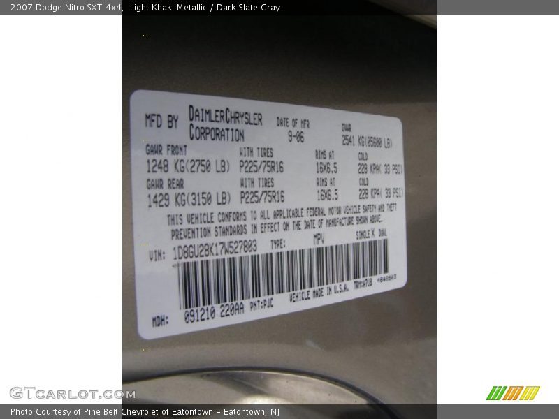 Light Khaki Metallic / Dark Slate Gray 2007 Dodge Nitro SXT 4x4