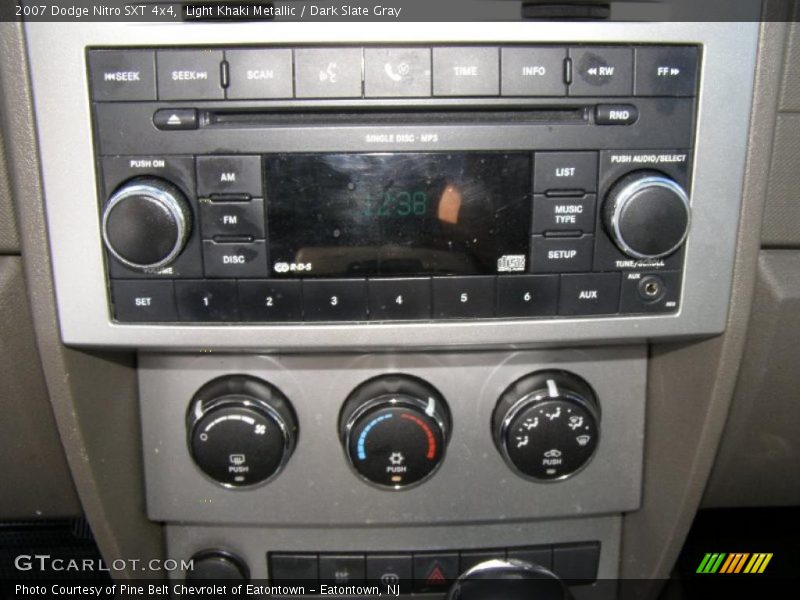 Light Khaki Metallic / Dark Slate Gray 2007 Dodge Nitro SXT 4x4