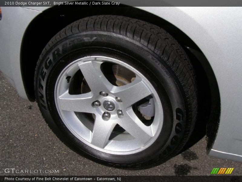 Bright Silver Metallic / Dark Slate Gray 2010 Dodge Charger SXT