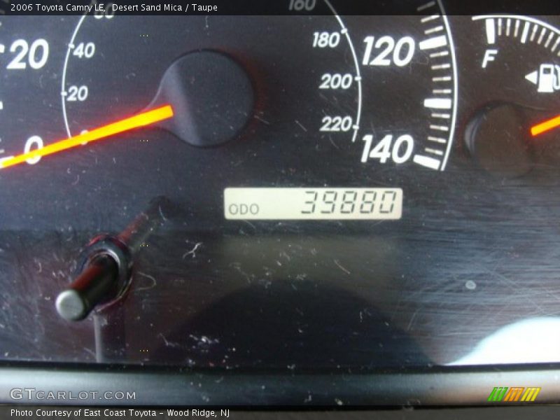 Desert Sand Mica / Taupe 2006 Toyota Camry LE