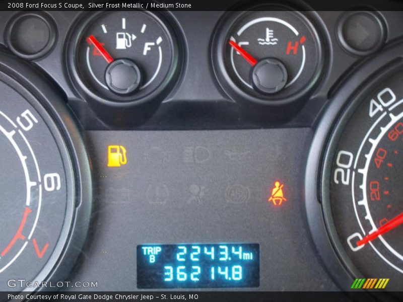 Silver Frost Metallic / Medium Stone 2008 Ford Focus S Coupe