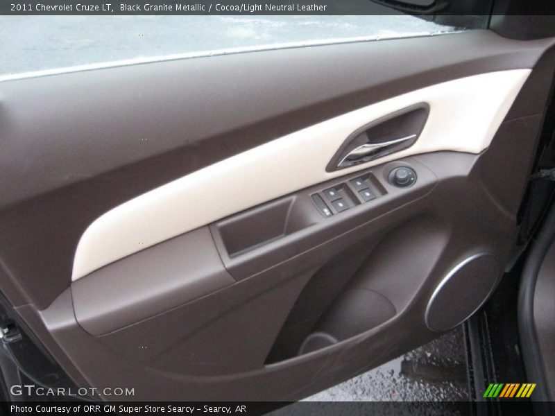Door Panel of 2011 Cruze LT
