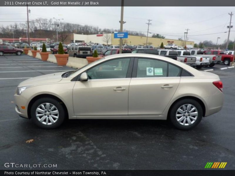 Gold Mist Metallic / Jet Black 2011 Chevrolet Cruze LT