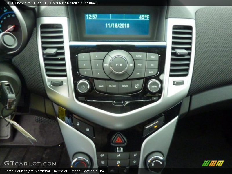 Gold Mist Metallic / Jet Black 2011 Chevrolet Cruze LT