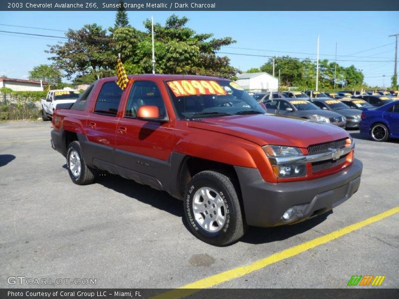 Sunset Orange Metallic / Dark Charcoal 2003 Chevrolet Avalanche Z66