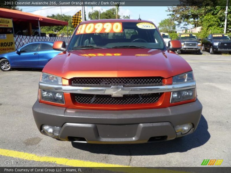 Sunset Orange Metallic / Dark Charcoal 2003 Chevrolet Avalanche Z66