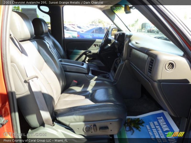 Sunset Orange Metallic / Dark Charcoal 2003 Chevrolet Avalanche Z66