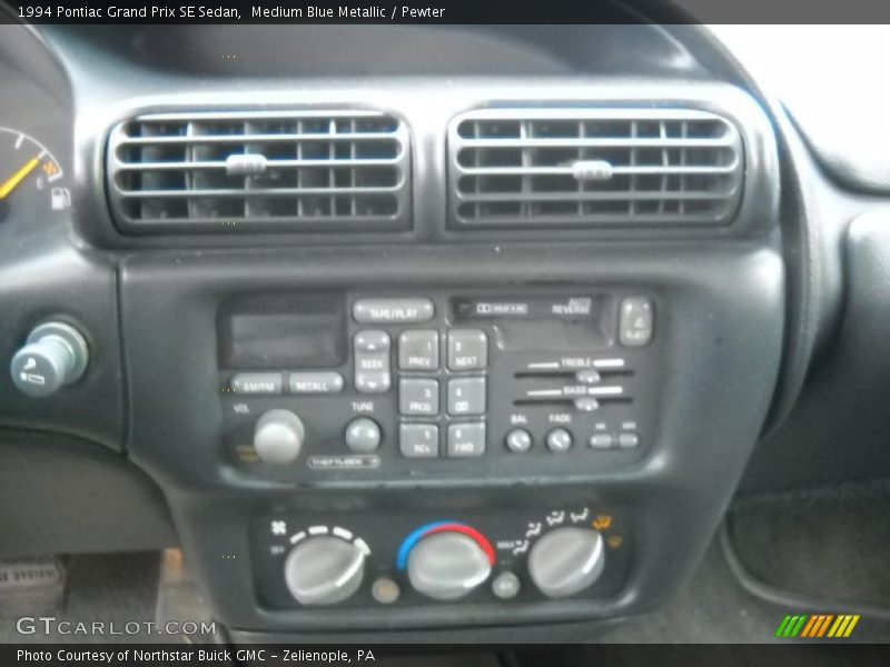 Controls of 1994 Grand Prix SE Sedan