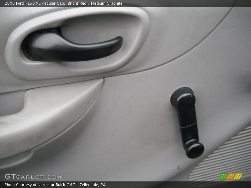 Bright Red / Medium Graphite 2000 Ford F150 XL Regular Cab