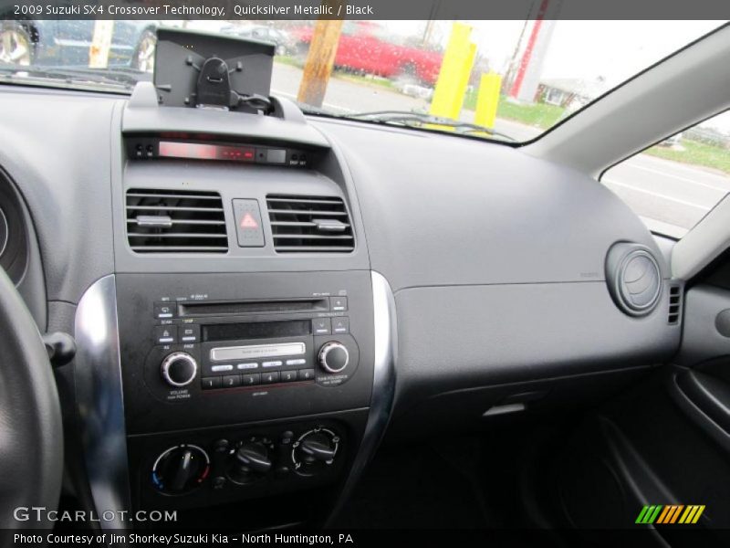 Quicksilver Metallic / Black 2009 Suzuki SX4 Crossover Technology